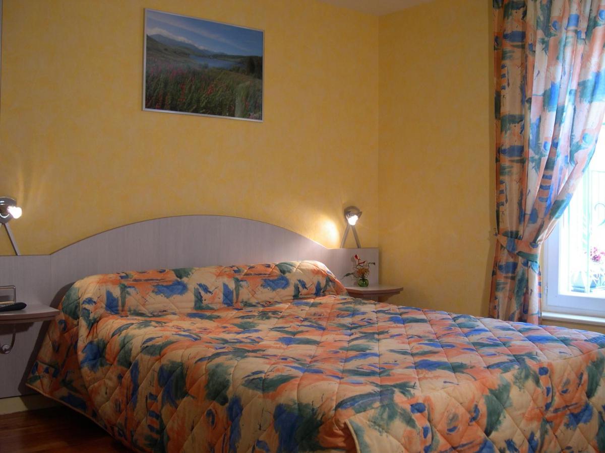 L'Ostalou Hotel Исуар Екстериор снимка