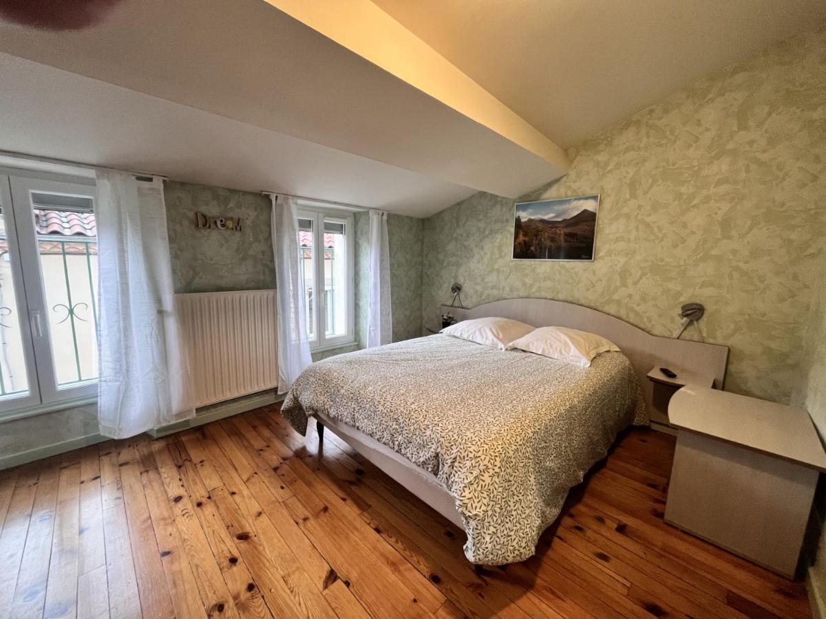 L'Ostalou Hotel Исуар Екстериор снимка