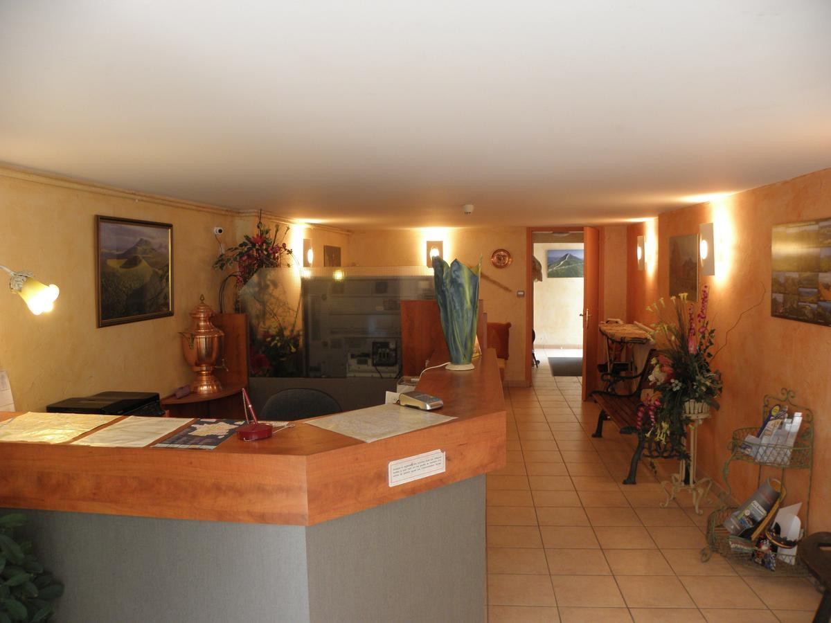 L'Ostalou Hotel Исуар Екстериор снимка