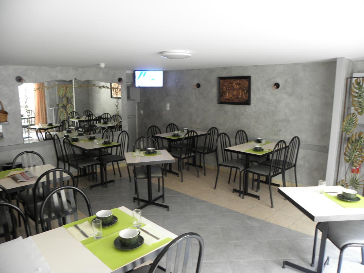 L'Ostalou Hotel Исуар Екстериор снимка