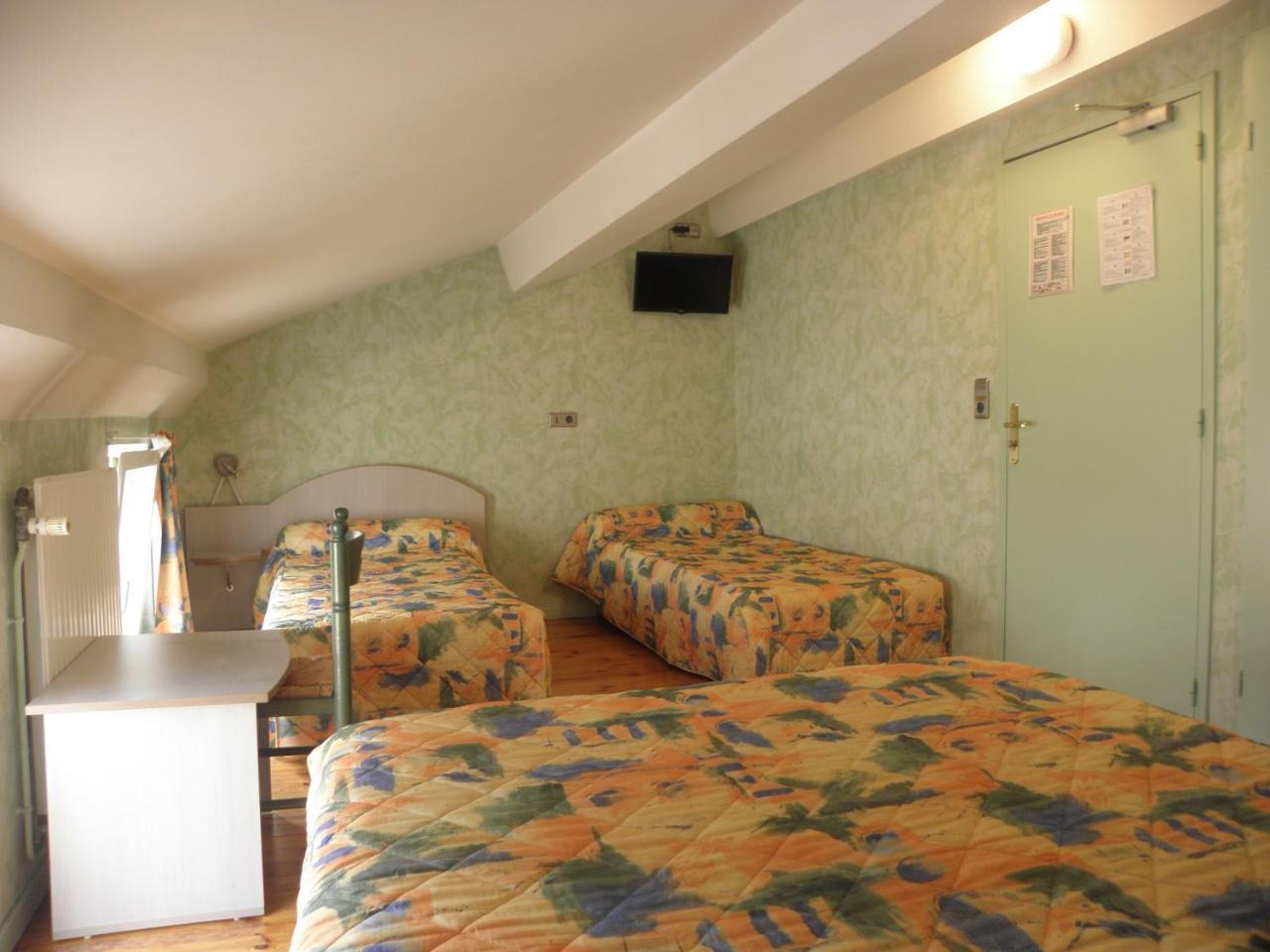 L'Ostalou Hotel Исуар Екстериор снимка