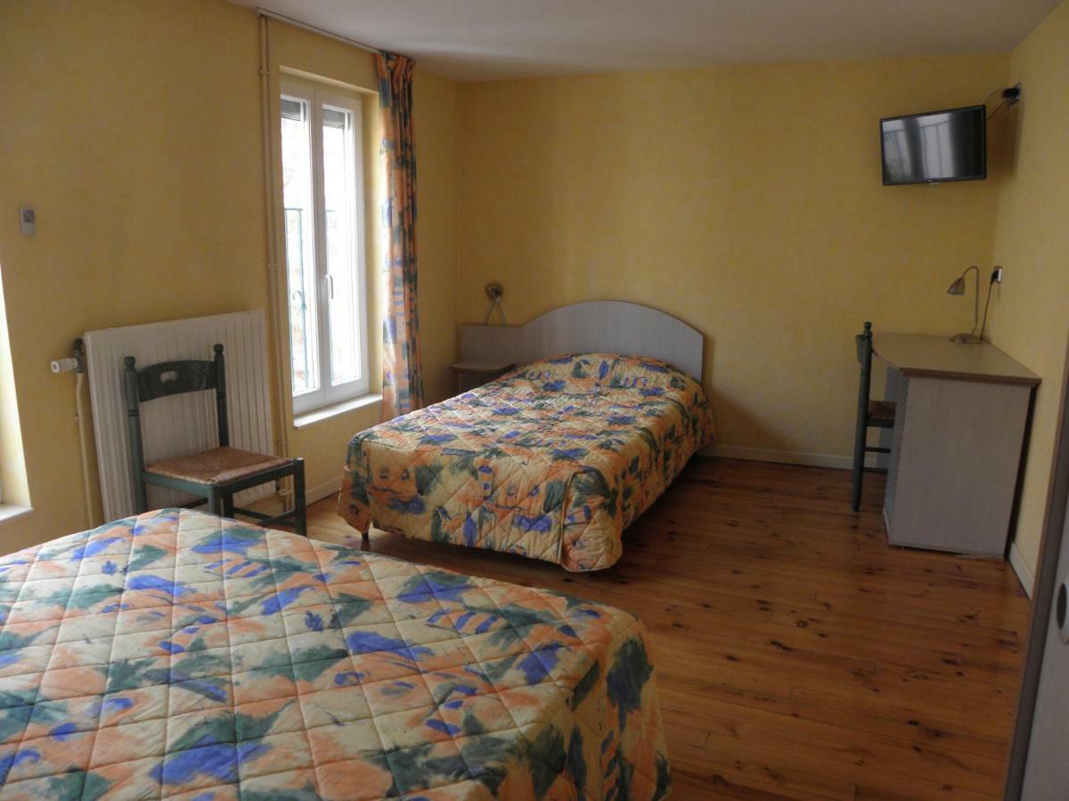 L'Ostalou Hotel Исуар Екстериор снимка
